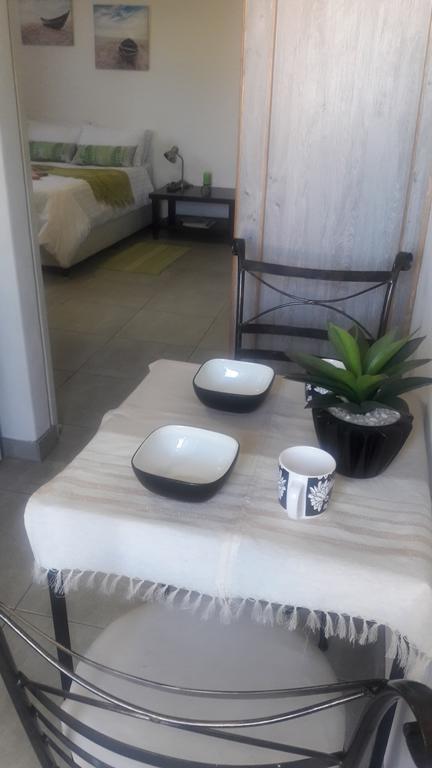Self-Catering Studio, Unit 6 On Krupp Windhoek Bagian luar foto